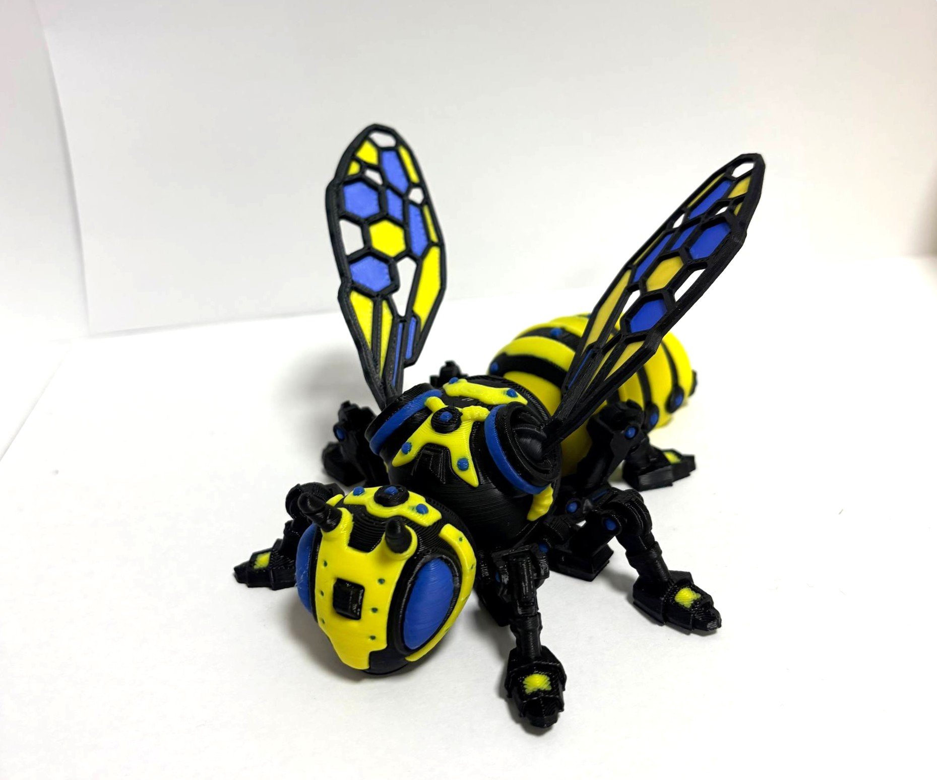 Бджола (3d 545)